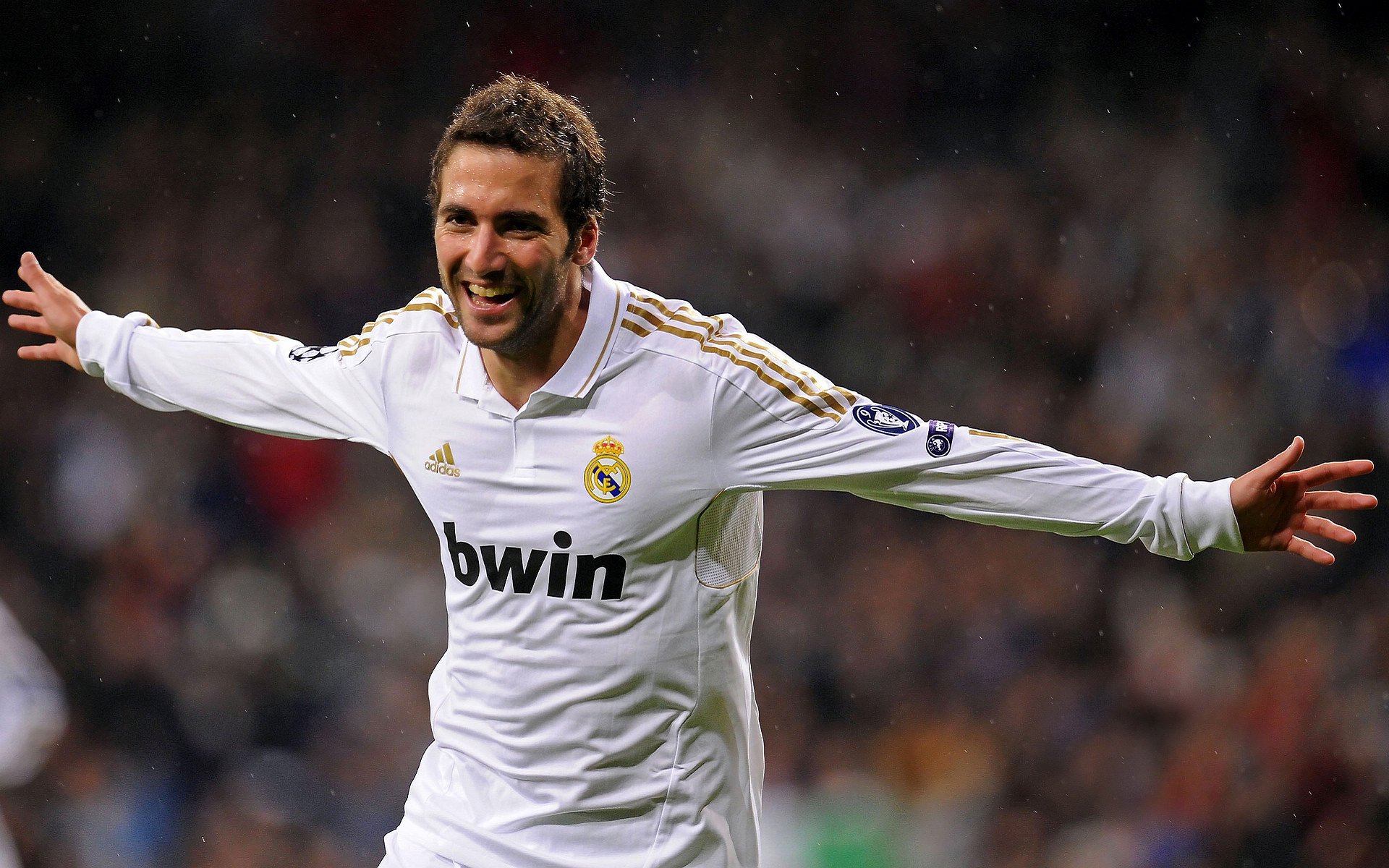 五大联赛变化战术元素如何影响球员数据表现，五大联赛的打法风格